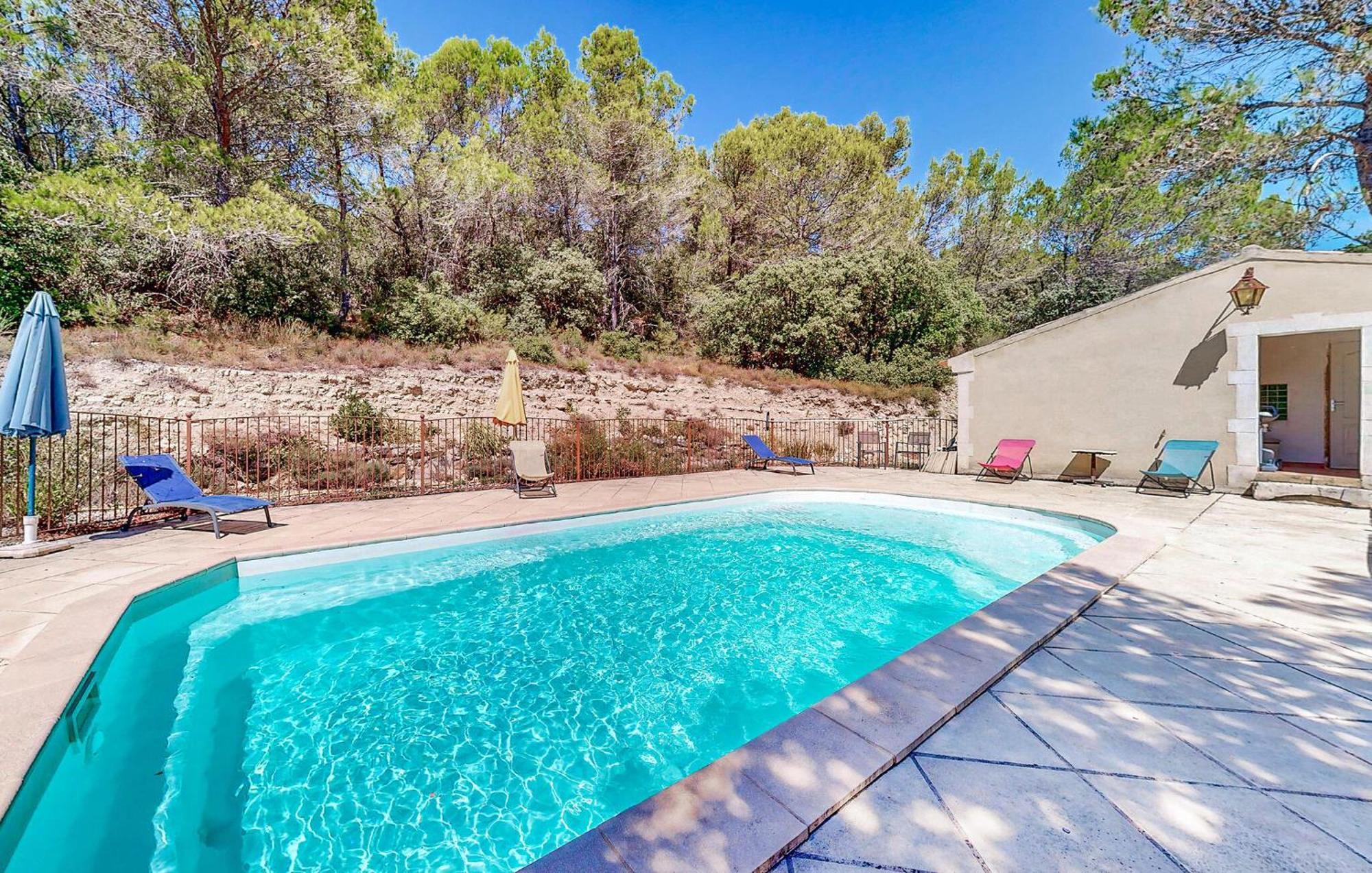 Awesome Home In Bollene With Wifi Bagian luar foto