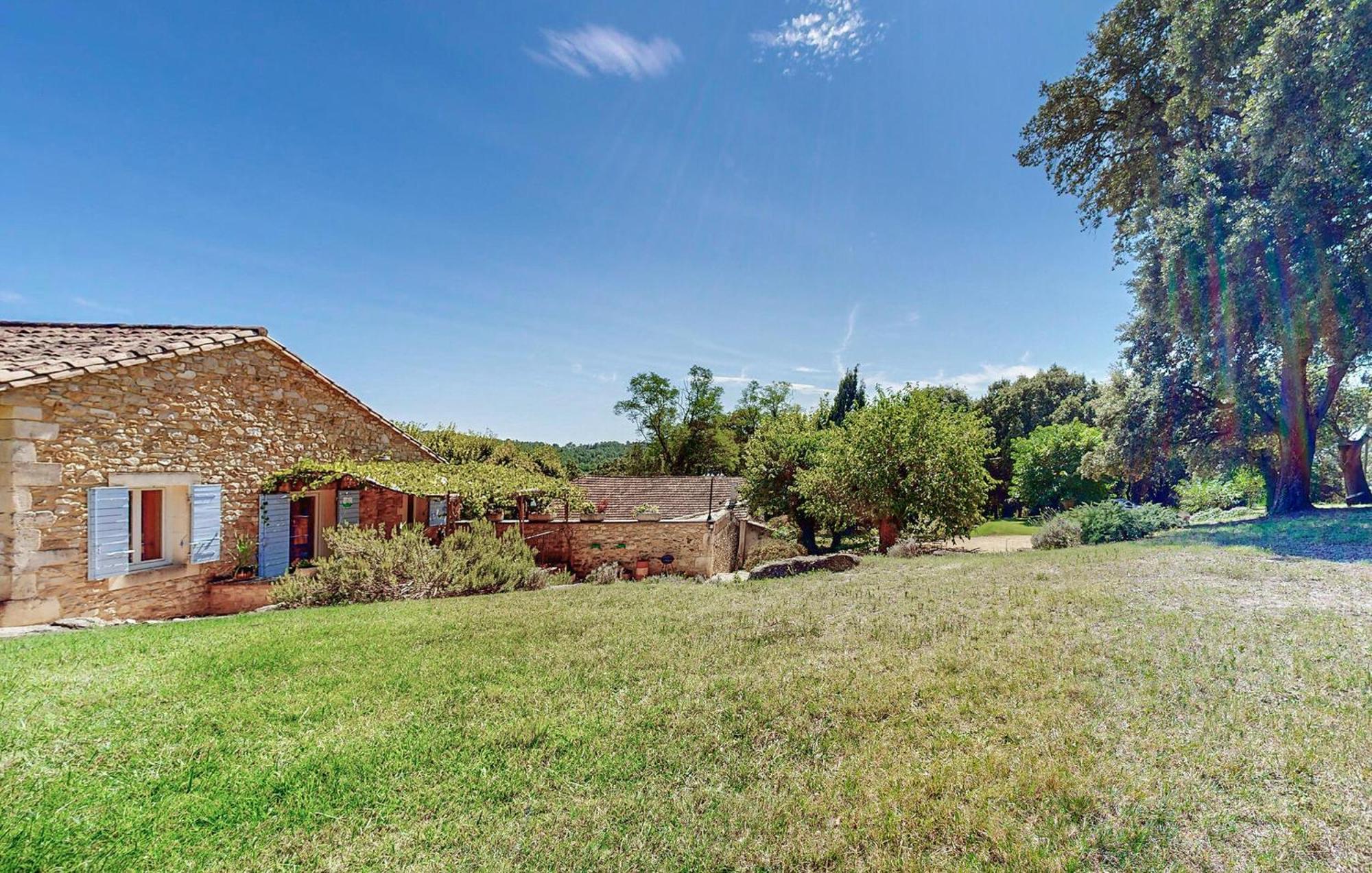 Awesome Home In Bollene With Wifi Bagian luar foto